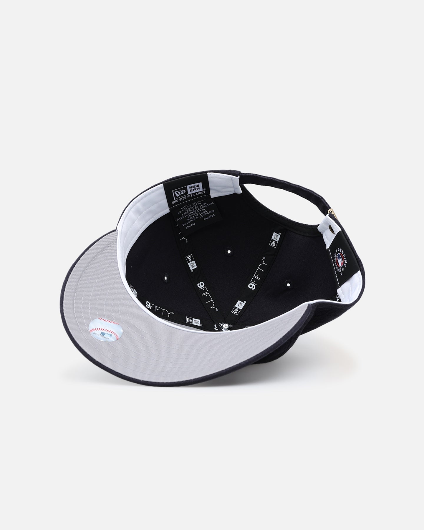 New Era New York Yankees 9FIFTY Retro Crown Strapback OTC