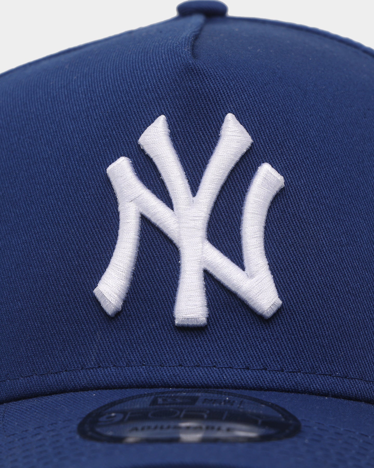 New Era New York Yankees 9FORTY A-Frame Grey Undervisor Snapback Royal/Grey