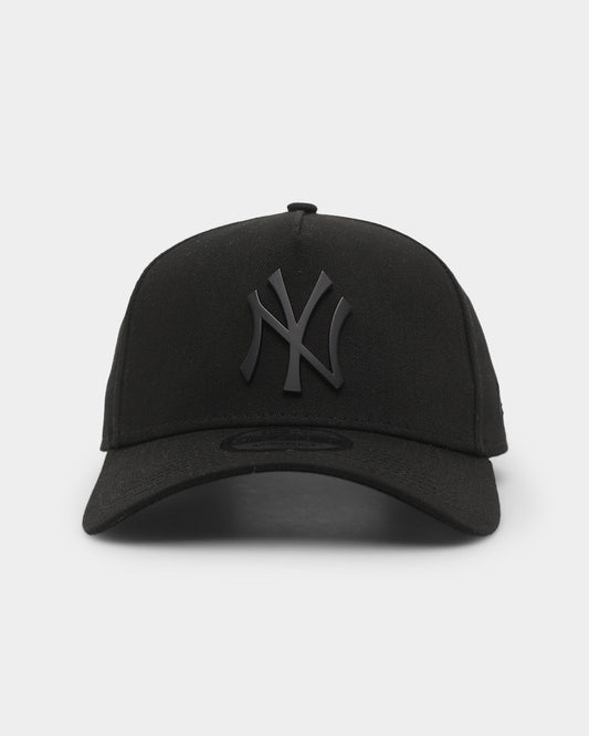 New Era New York Yankees 'Metal Badge' 9FORTY A-Frame Snapback Black/Black