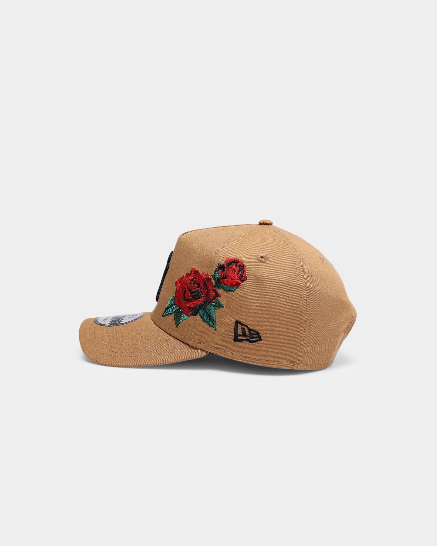 New Era New York Yankees 'Rose Emblem' 9FORTY A-Frame Snapback Wheat/Black