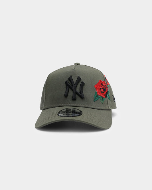 New Era New York Yankees Rose Hit 9FORTY A-Frame Snapback Olive/Black