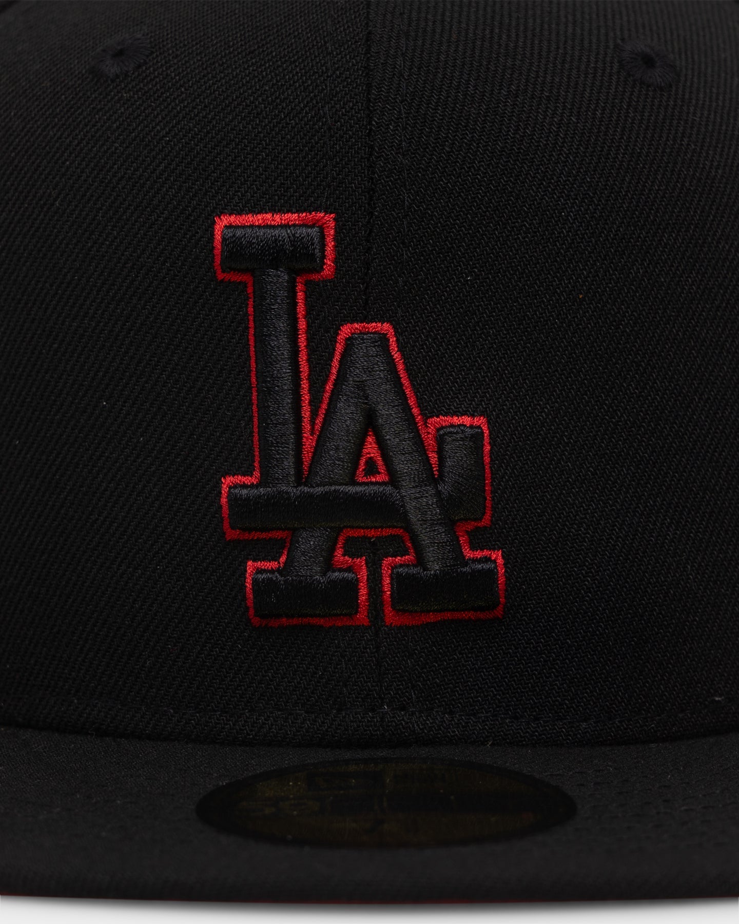New Era Los Angeles Dodgers "Scarlet Bottom" 59FIFTY Fitted Black/Scarlet