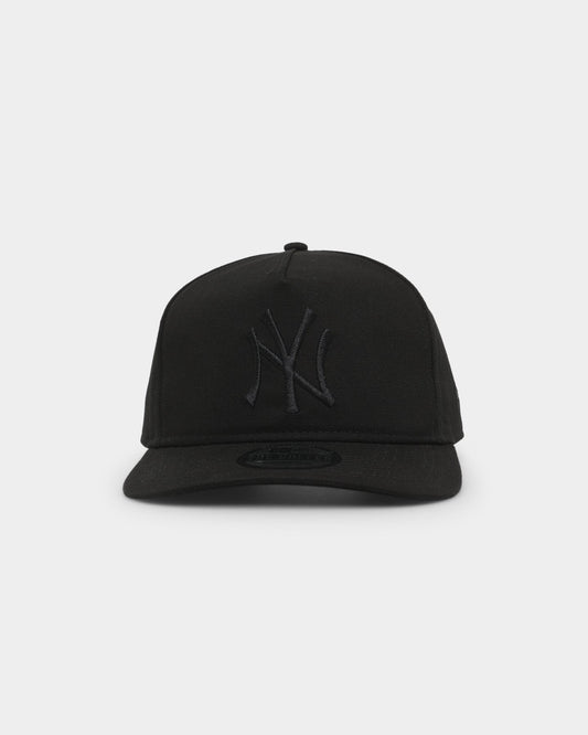 New Era New York Yankees Old Golfer Snapback Black/Black