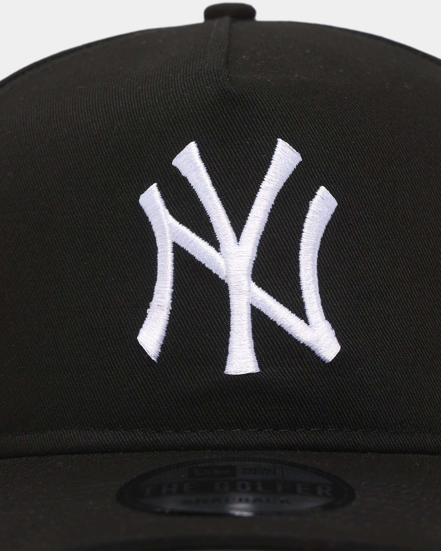 New Era New York Yankees Old Golfer Snapback Black/White