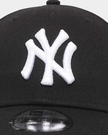 New Era New York Yankees Core Team 9FORTY Casual Strapback Black/White