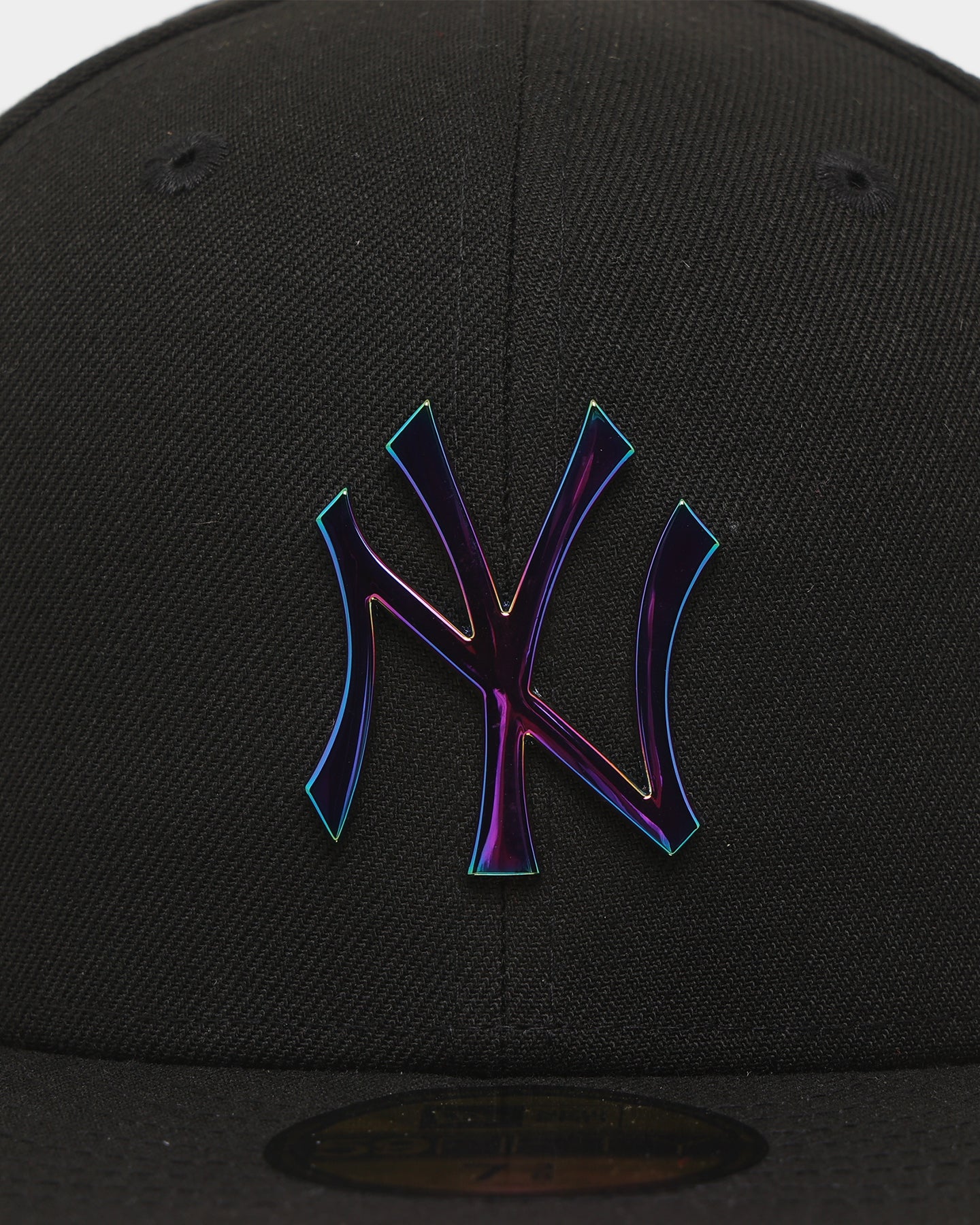 New Era New York Yankees 'Metal Badge' 59FIFTY Fitted Black/Iridescent