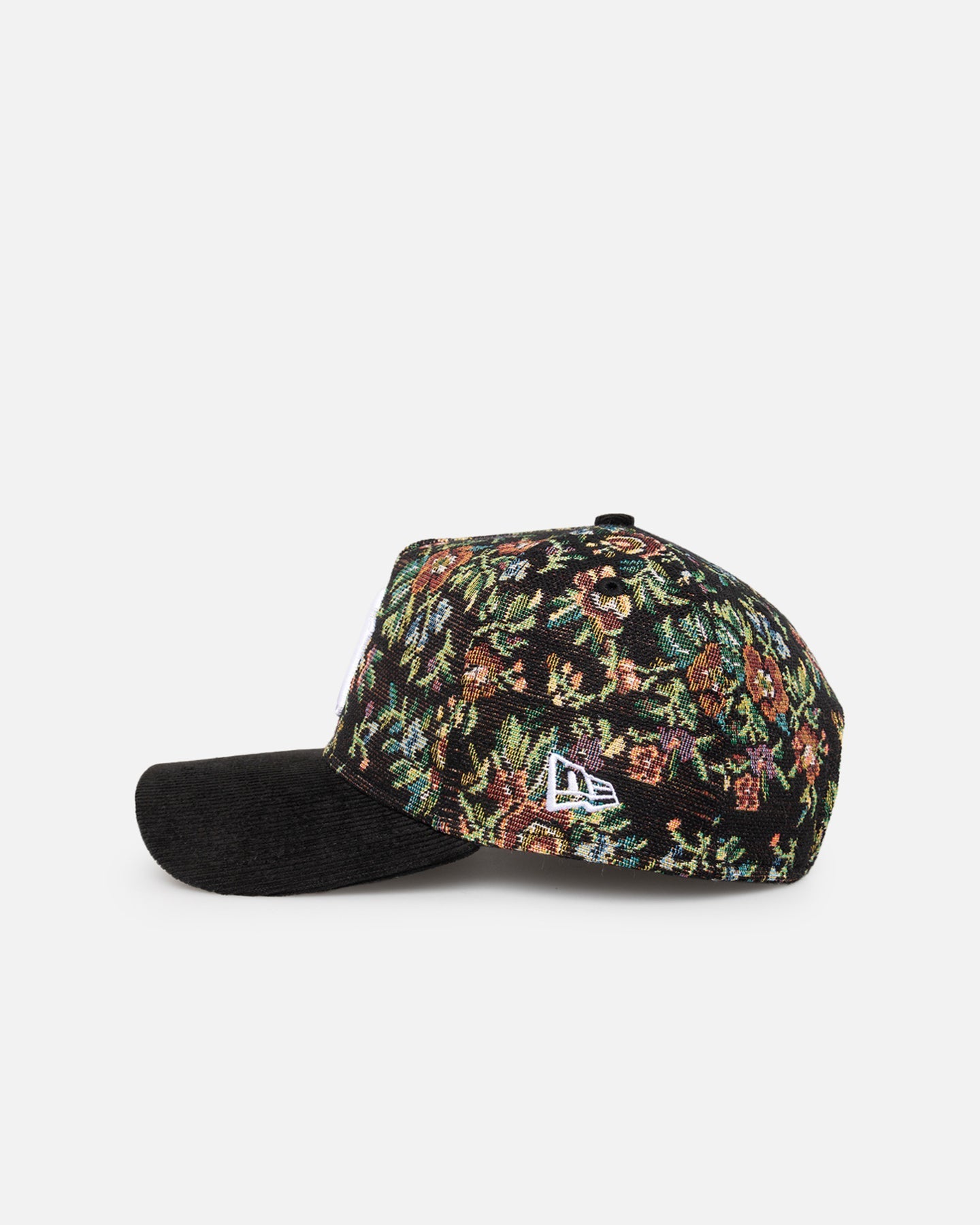 New Era New York Yankees 'Black Corduroy Floral Tapestry' 9FORTY A-Frame Snapback Tapestry/Black