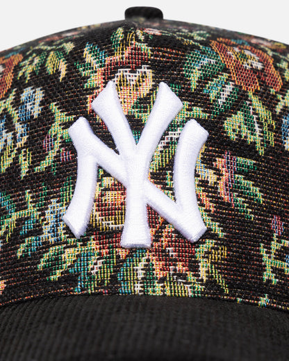 New Era New York Yankees 'Black Corduroy Floral Tapestry' 9FORTY A-Frame Snapback Tapestry/Black