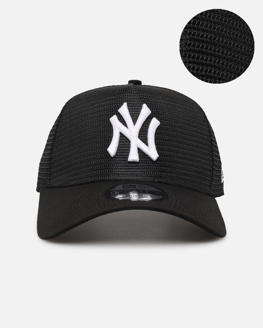 New Era New York Yankees 'Black All Over Mesh' 9FORTY A-Frame Trucker Snapback Black Rigid/Black
