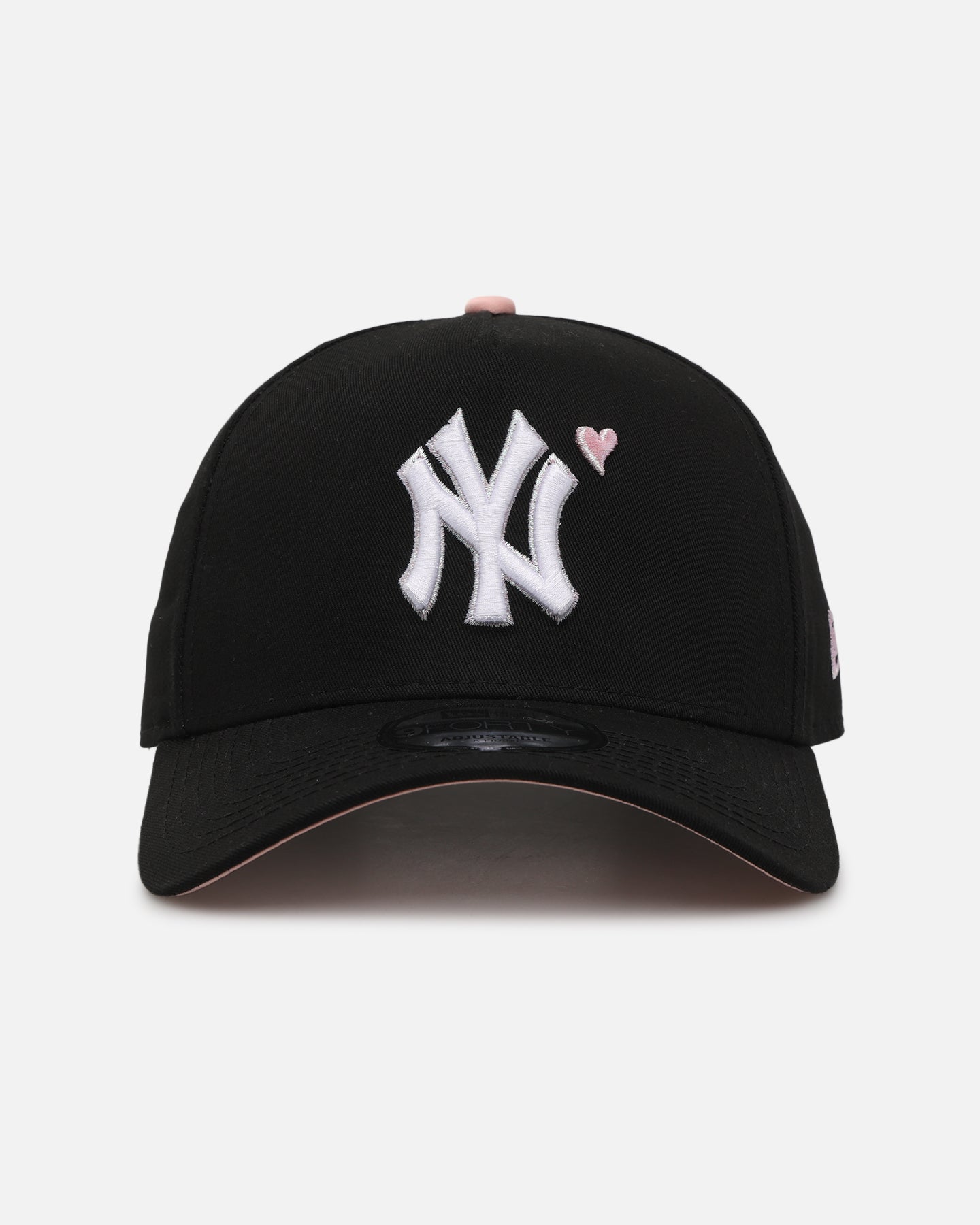 New Era New York Yankees 'Pink Satin Hearts 2.0' 9FORTY A-Frame Snapback Black/Pink
